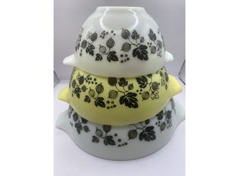 Pyrex Gooseberry Cinderella Bowls Set Of 3