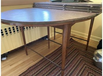 Oval Table Extends With Leaves