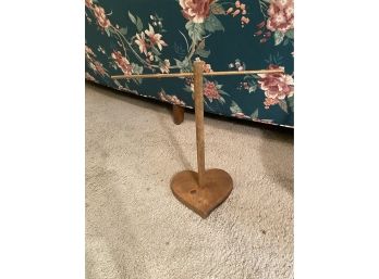 Country Heart Towel Holder