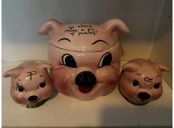 Vintage Pig Cookie Jar With Matching Salt & Pepper