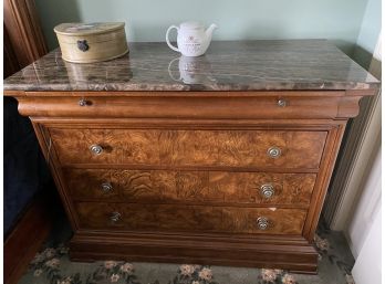 Ethan Allen Townhouse Collection Chest With Marble Top