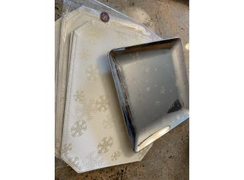 Snowflake Placemats & Tray