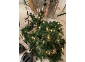 Lot Of 4 Strands Of Lighted Garland