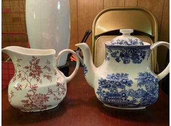 Alfred Meakin Teapot & Creamer