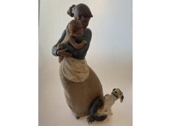 Lladro Woman With Child & Dog