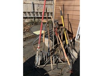 Garden Tools - 9 Pieces