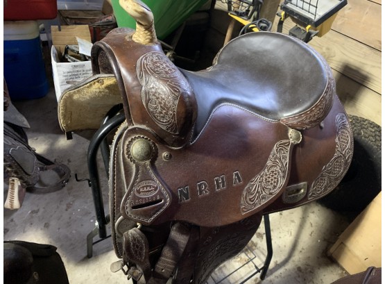 Saddle.  Includes Stand