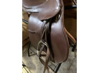 Saddle.  Includes Stand