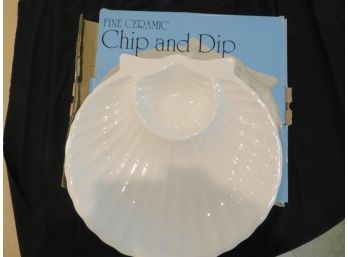 Chip 'n Dip,  Glass Triffle Dish