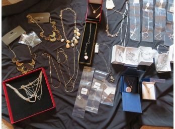 Lot Of Mixed Jewelry
