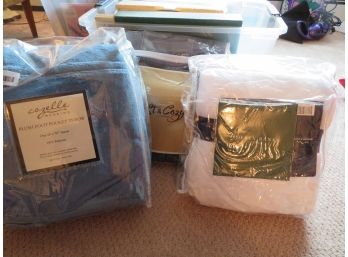 Lot Of 4 Throw Blankets