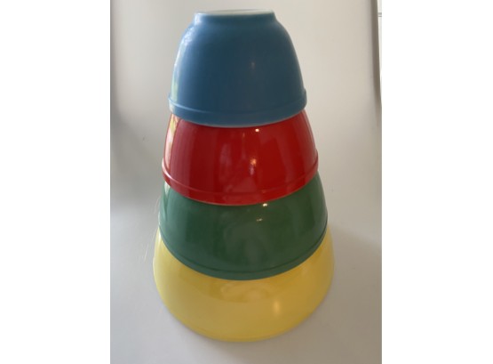 Vintage Pyrex Primary Nesting Bowl Set