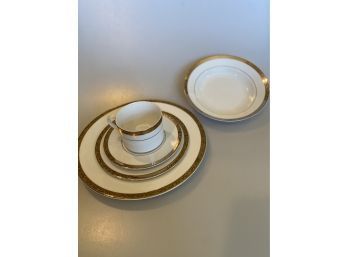 Command Performance Gold Dinnerware Set Service For 20 Plus Extras!