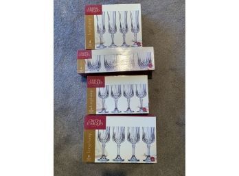 Lot Of 16 Boxed Glassware. Assorted Sizes