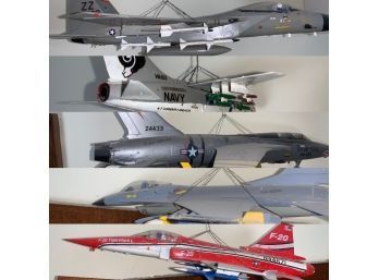 Lot Of 5 Model Airplanes (plastic)
