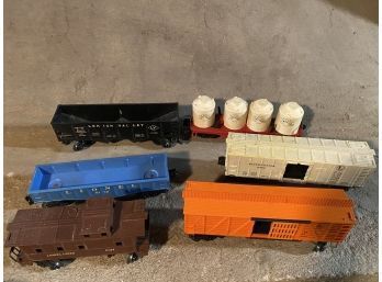 Lot Of Assorted Lionel Train Cars