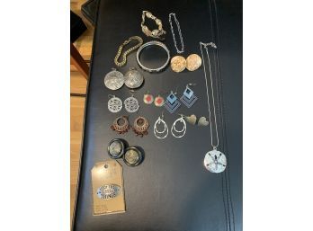 Small Jewelry Lot