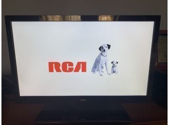 19 Inch RCA TV With DVD Player