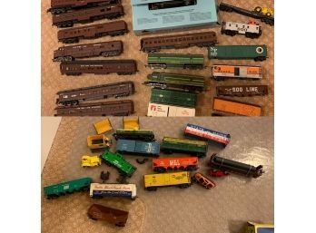 Lot Of HO Scale Trains