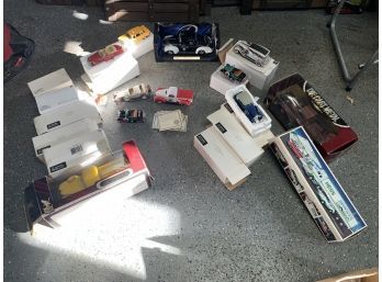 Large Lot Of Plastic And Metal Model Cars And Trucks