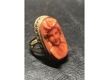 18k Vintage Carved Coral Cameo Ring