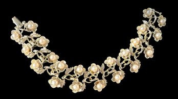 Costume Jewelry Pearl Beacelet