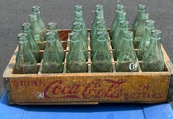 Vintage Rare 1940'S To 50's Coca- Cola Yellow Wood Case With Glass Bottles