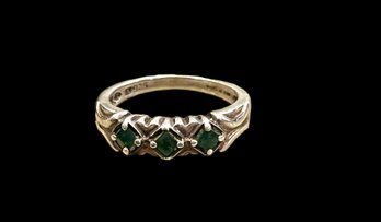 Vintage Sterling Silver 3 Green Stone Band Ring Sz 6