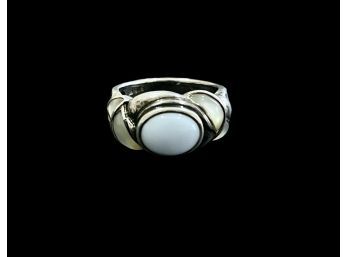 Sterling Silver Light Gray Stone With Mother Of Pearl Size 8 Ring