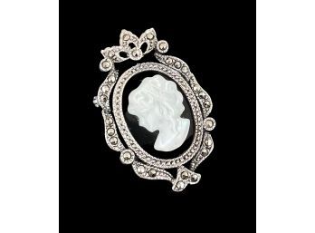 Vintage Mother Of Pearl Cameo Sterling Silver Onyx Brooch Pin Pendant