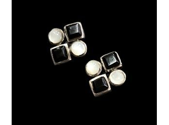 Vintage Sterling Silver Black Onyx Mother Of Pearl Stud Earrings