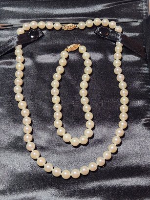 16' Pearl Necklace And 7'Braclet
