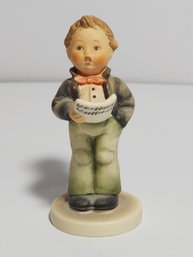 Miniature Hummel Figurine 'Soloist'