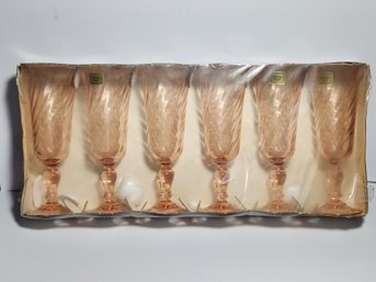 Brand New Old Stockset Of  6 Luminarc Rosaline Champgne Flutes