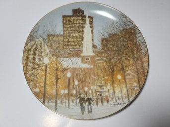 Long'sChristmas Collection Limited Edition Plate ' Early Evening On Boston Commmon'by E.Joseph Fontaine