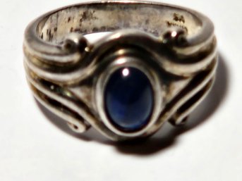 Sterling Silver Ring With Oval Amythest