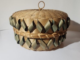 Native American Indian Covered Basket 8 1/2' In Diameter