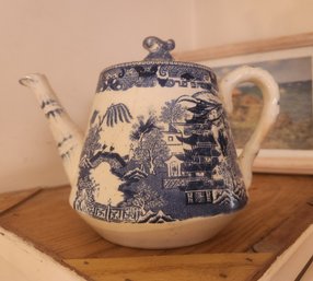 Ridgeway English Blue Willow Tea Pot