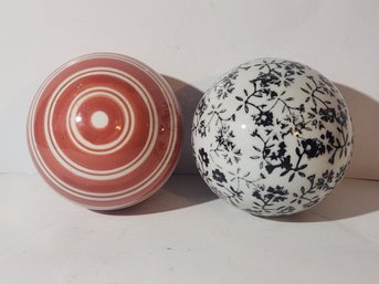 2 Decorative Porcelain Carpet Balls.