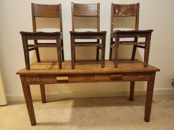 Childs Iak School Desk With Three Chairs