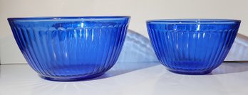 Pyrex 5 1/2' And 7' Cobalt Blue Mixing Bowls