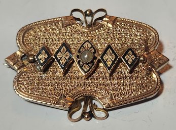 Victorian Gold Brooch With Pearl