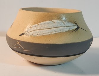 Native American Indian Pot Signed Grey Feather