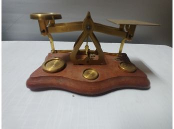 Brass And Mahogany Table Top Scale