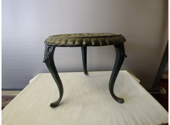 Small Cast Iron Plant Stand With Rose Decorated Top
