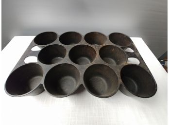 Griswold Number 10 Cast Iron Muffin Mold
