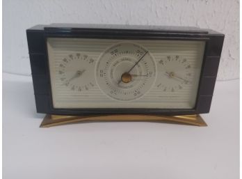 Vintage Hard Plastic Air Guide Instrument Company Desktop Thermometer , Barometer And Hydrometer