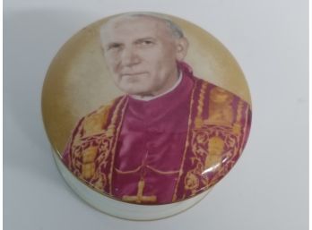 Crown Staffordshire Fine Bone China Commemorative Box Of Pope John Paul II Visit To The United Kingdom