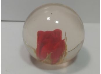 Daisy Glass Handcrafted Acrylic Paperweight With Rose