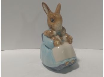 Beswick Beatrix Potter's Mrs. Rabbit And Bunnies Figurine